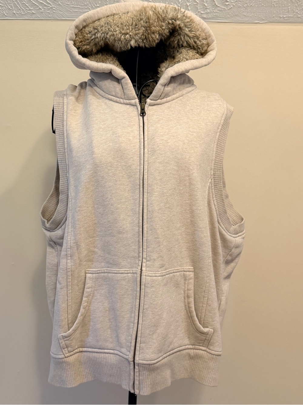 Woman's Old Navy Oatmeal Fall Zip Up Vest With Fur Hood Size XXL